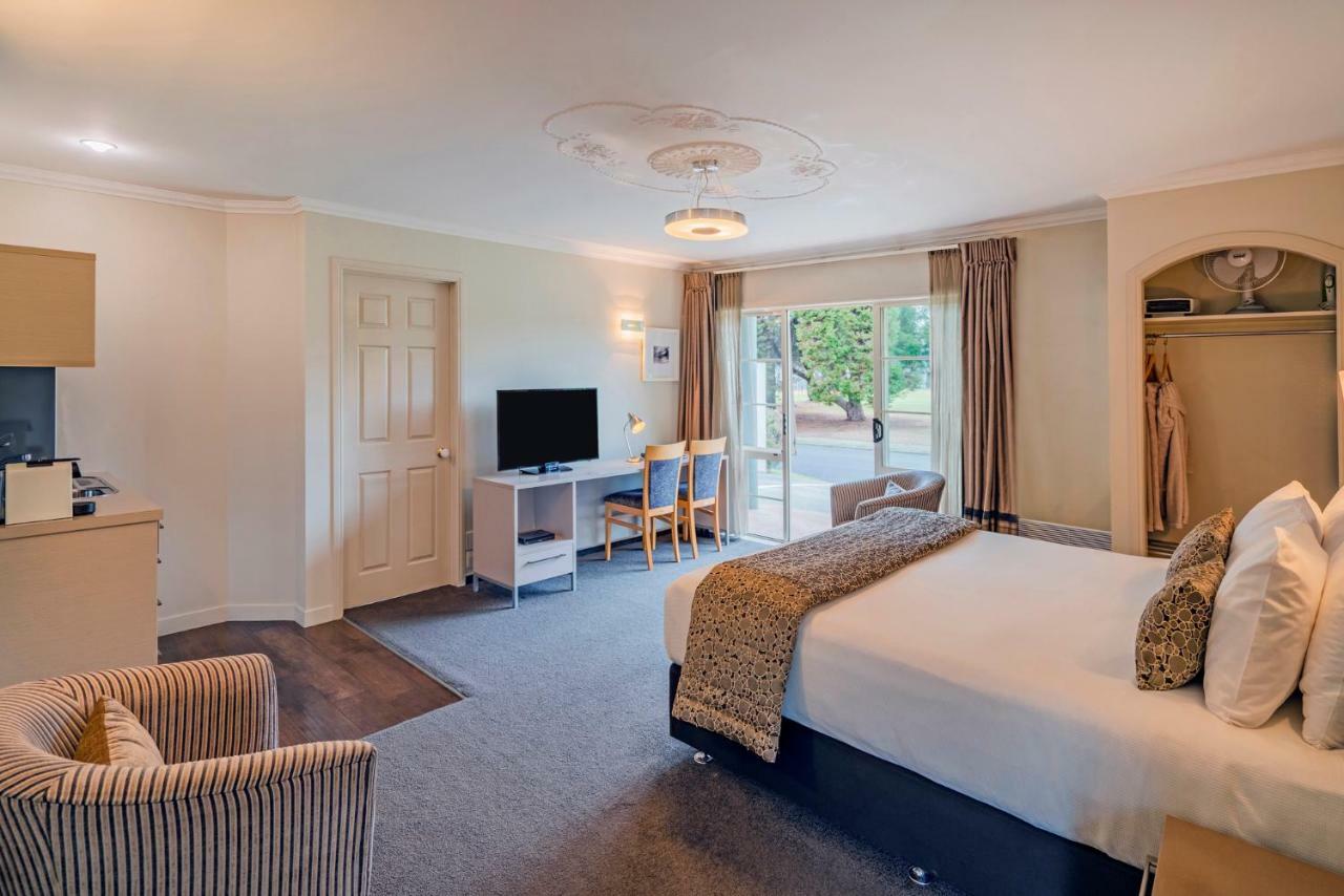 Silver Fern Rotorua Suites & Spa Exteriér fotografie A typical hotel room