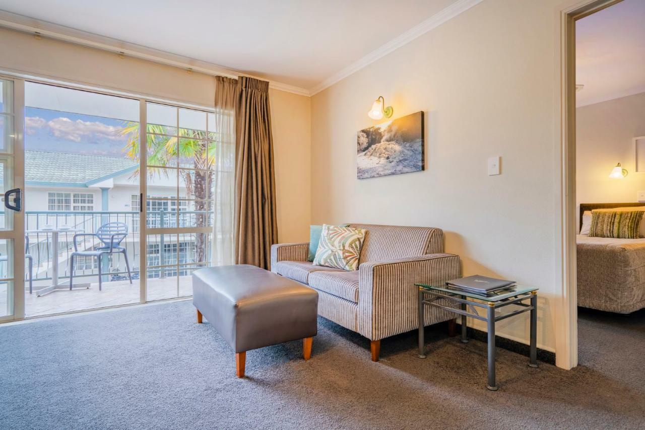 Silver Fern Rotorua Suites & Spa Exteriér fotografie A typical one-bedroom apartment at the hotel