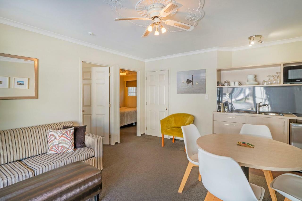 Silver Fern Rotorua Suites & Spa Exteriér fotografie A typical apartment at the hotel